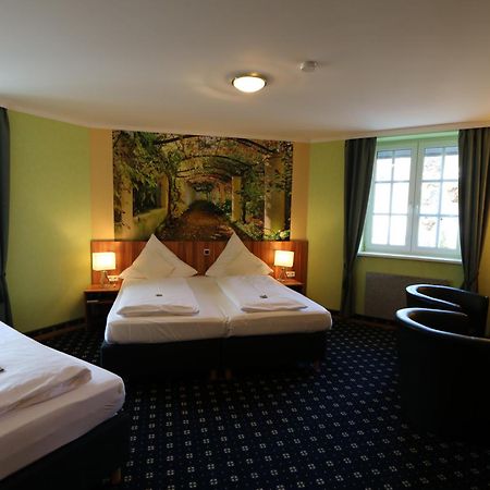 Hotel Deutscher Hof Babenhausen  Bagian luar foto